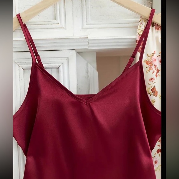 3 pieces of floral satin pajama - Picture 3 of 8